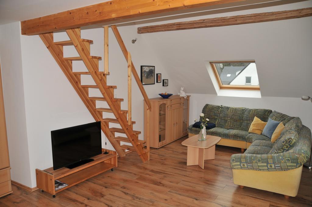 Altenrath Apartment